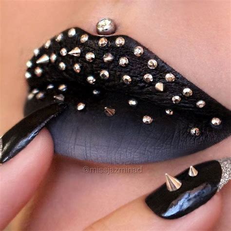 How To Wear Black Lipstick And Not Look Like A Goth | Black lipstick, Black lipstick makeup, Lip ...