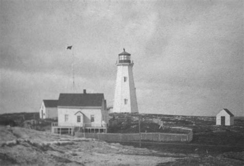 Cape Ray Lighthouse, Newfoundland Canada at Lighthousefriends.com