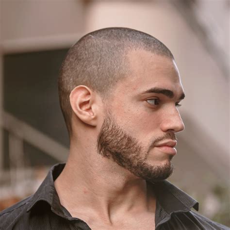 Short Hairstyles For Men With Widows Peak