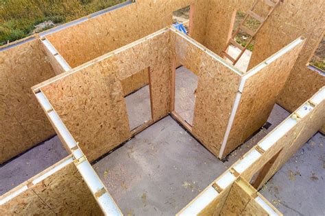 Insulating With Cork: Pros, Cons & Overview (2024 Guide) | House Grail