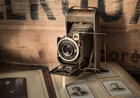 Vintage Cameras Wallpaper