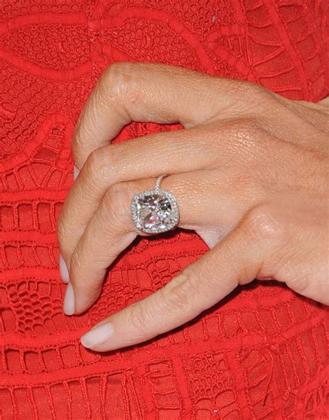 Sofia's Ring | Latina Celebrity Engagement Rings | Pictures | POPSUGAR Latina Photo 11