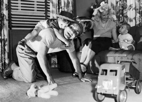 Jake Lamotta With His Family In 1949 Pictures | Getty Images