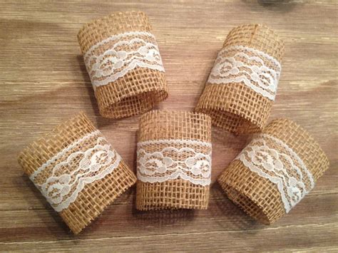 Lace/Burlap napkin rings... I could DIY this. :) Easy. | Burlap crafts, Burlap napkins, Burlap