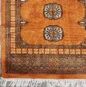 HAND KNOTTED WOOL CARPET RUNNER - Hodgins Halls Auction Group