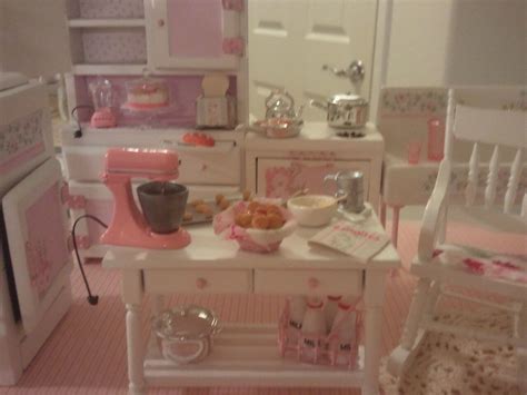 My sister's Minis!! | A mini pink country kitchen... | Faylyne | Flickr