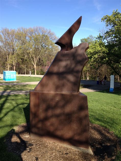 Tower Hybrid by Richard Hunt at Laumeier Sculpture Park, Saint Louis | Richard hunt, Sculpture ...