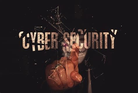 Professional Tips to A Successful Career in Cyber Security | Techno FAQ