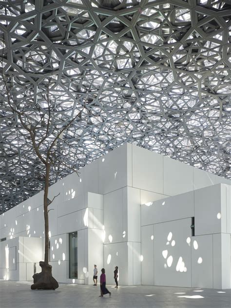 Jean Nouvel's Louvre Abu Dhabi Opens To The Public Following a Decade in Development | ArchDaily