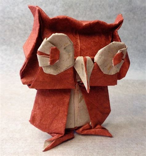 Búho | Origami paper, Owl design, Origami