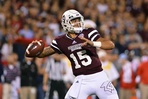 Report: Mississippi State faces former SEC QB in bowl game