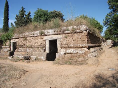 Etruscan Square Tomb, Cerveteri (Illustration) - World History Encyclopedia