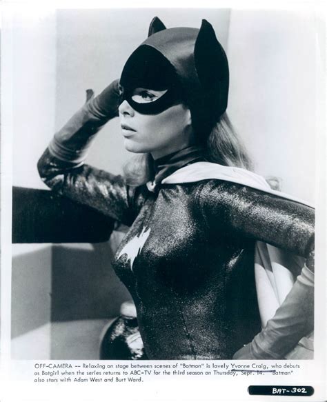 Rare Yvonne Craig as Batgirl photos