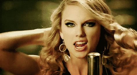 Taylor Swift Animated GIF