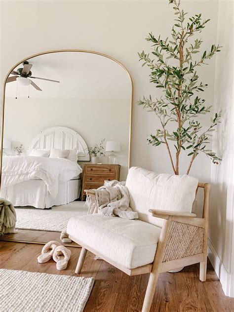 Modern Scandinavian Bedroom Ideas | www.resnooze.com
