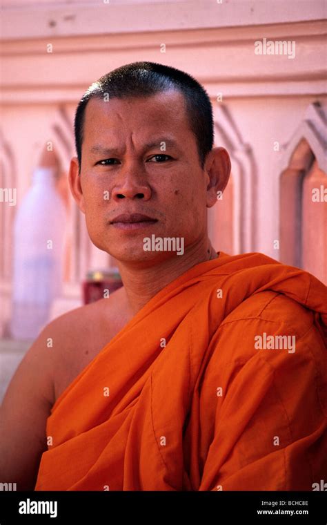 Buddhist Monk at Temple Wat Phra Pathom Chedi Nakhon Pathom Bangkok Thailand Stock Photo - Alamy
