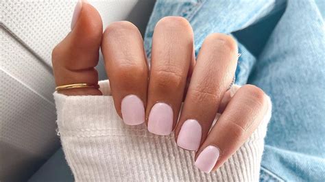 39 Dip Powder Nail Designs To Inspire Your Next Manicure