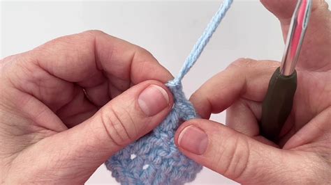 Crochet - How to Fasten Off Yarn - YouTube