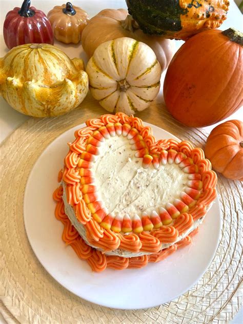 heart shape cake for fall | Heart shaped cakes, Cake, Heart cake