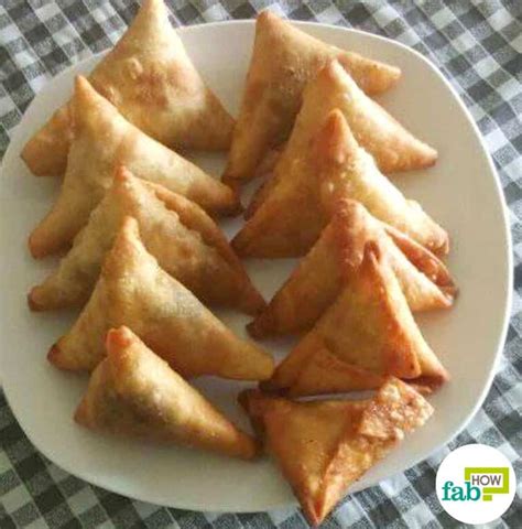 Mouth-Watering Kenyan Beef Samosa Recipe: Minced Meat Samosas | Fab How