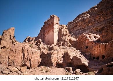 Caves Buildings Petra Jordan Remainings Petra Stock Photo 2117311247 | Shutterstock