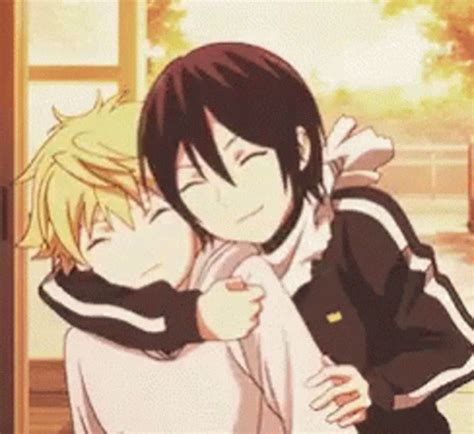 Hug Anime GIF - Hug Anime Friends - Discover & Share GIFs