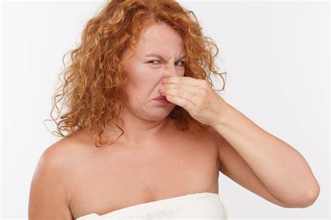 Can Menopause Cause Armpit Odor to Change & Get Really Bad ? » Scary Symptoms