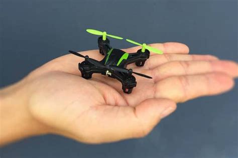 7 Best Nano Drones in 2022: Ultimate Buying Guide for Beginners ...