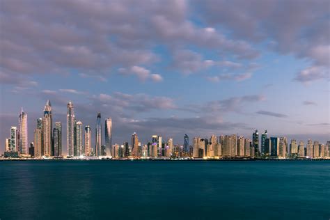 Dubai Marina Skyline [OC] [6000x4000] : r/CityPorn