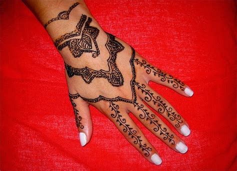 15 Lovely Tribal Henna Tattoo | Only Tribal