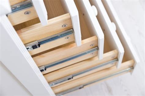 How to Use Kreg Drawer Slide Jig - Infarrantly Creative