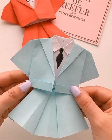 DIY paper art folding guide. [Video] | Paper crafts, Diy paper art, Origami art