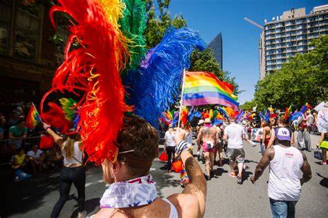 Photos: Seattle celebrates at 2016 Pride Parade | Seattle Refined