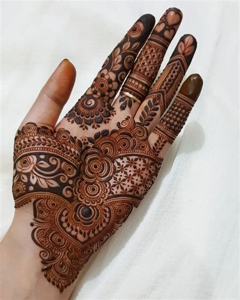 60+ Modern Palm Mehndi Designs & Ideas For Brides-To-Be | Palm mehndi ...