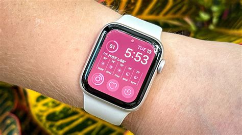 Đánh giá Apple Watch SE 2022: Chiếc đồng hồ thông minh rẻ nhất của ...