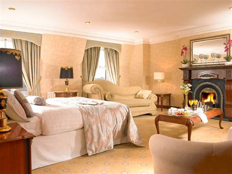 4* Bridge House Hotel with Leisure Club & Spa in Tullamore for €139 ...