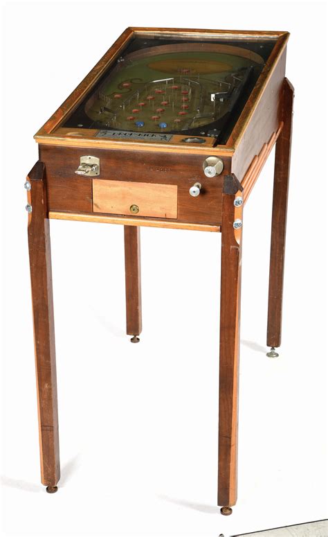 DROP-KICK FOOTBALL THEME WOOD RAIL PINBALL MACHINE. - auctions & price ...