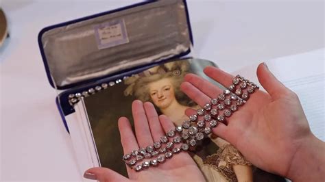 Marie Antoinette's jewels go up for auction