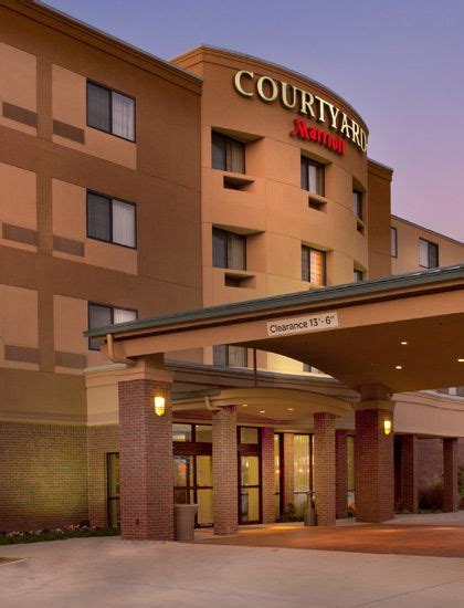 Courtyard by Marriott- hotels in Denton, TX Main Street America, North ...