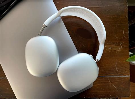 Here’s a first look at Apple’s $549 AirPods Max headphones – Market Trading Essentials