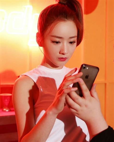 「Yoon Bo Mi of Apink」おしゃれまとめの人気アイデア｜Pinterest｜Linda Jung | 化粧