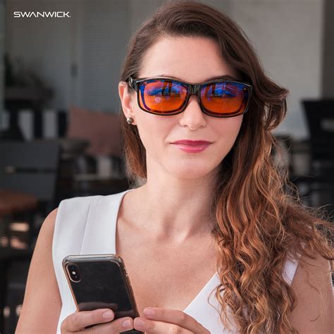 Blue Light Reading Glasses | Blue Light Readers | Swanwick