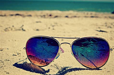 Pin by Amber Gammeter on Reflections Pics | Summer sunglasses, Sunglasses, Beach sunglasses