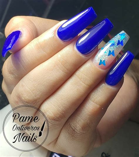 Uñas azules con mariposas y brillo Royal Blue Nails, Dark Blue Nails ...