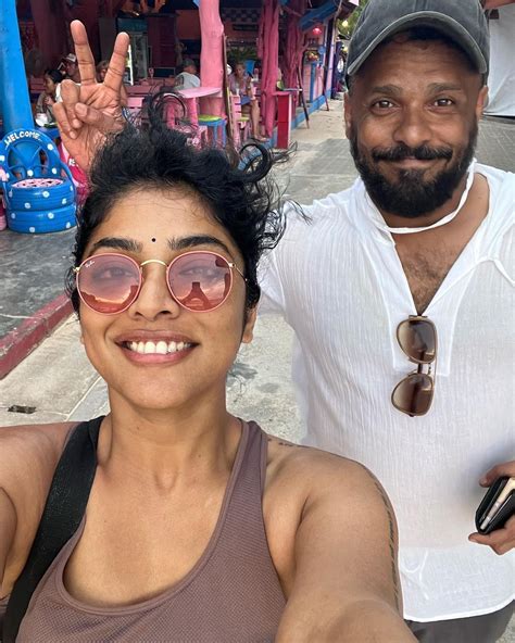 Rima Kallingal and Aashiq Abu on Vacation in Thailand | അവധിയാഘോഷിച്ച് റിമയും ആഷിക്കും... തായ് ...