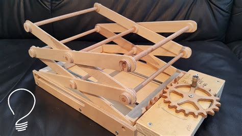 Homemade Scissor Lift (Using Wooden Gears) - YouTube