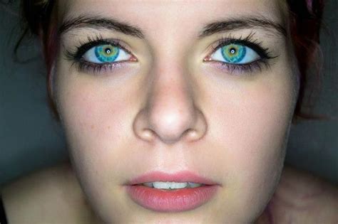 20 people with the most strikingly beautiful eyes. | Beautiful eyes color, Beautiful eyes, Rare eyes