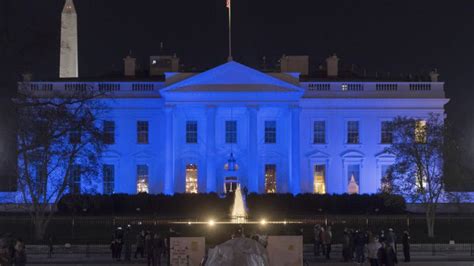 White House illuminated blue for fallen Officers. : ProtectAndServe