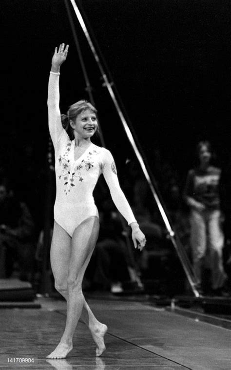 Olga Korbut at Madison Square Garden (1976) | Gymnastics pictures, Famous gymnasts, Sports stars