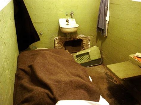 Kisah 3 Napi dari Alcatraz, Tak Pernah Ditemukan Usai Kabur dari Penjara Super Ketat - Indozone ...